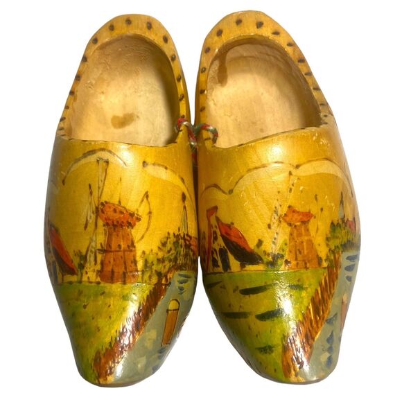 Vintage Dutch Clogs Klompen Hand Carved Wood Holland Souvenir Decor Traditional - Picture 3 of 10